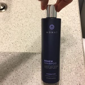 MONAT Renew shampoo